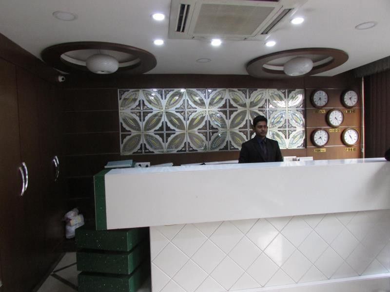 Hotel Emerald Kolkata Exterior photo