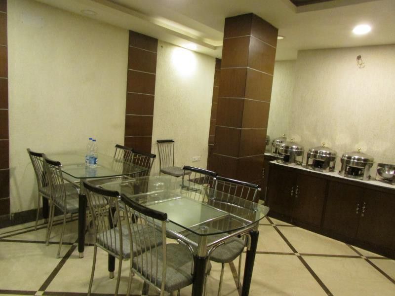 Hotel Emerald Kolkata Exterior photo