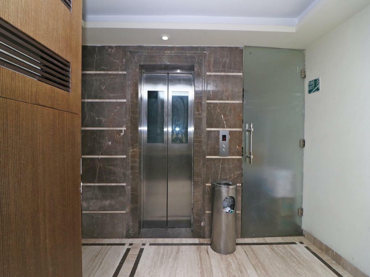 Hotel Emerald Kolkata Exterior photo