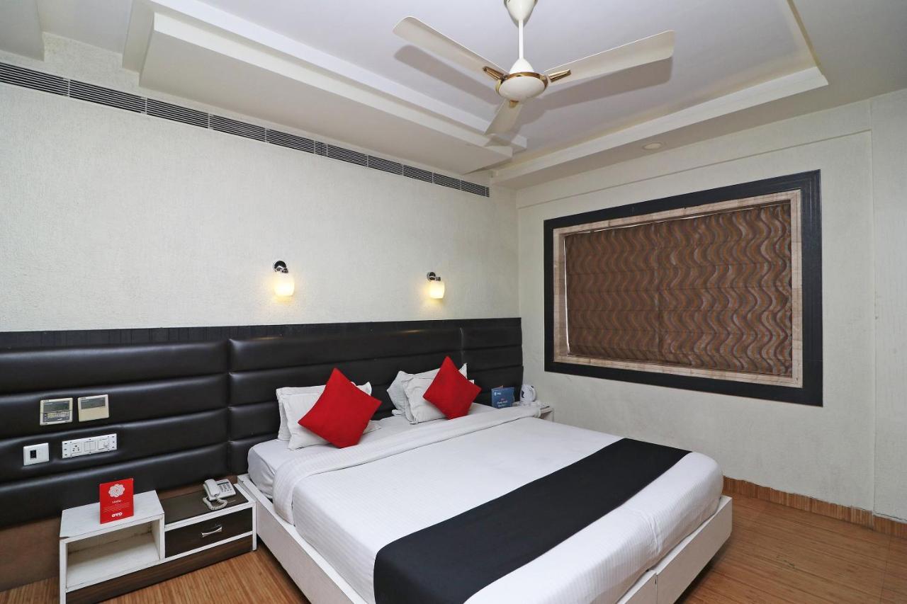 Hotel Emerald Kolkata Exterior photo